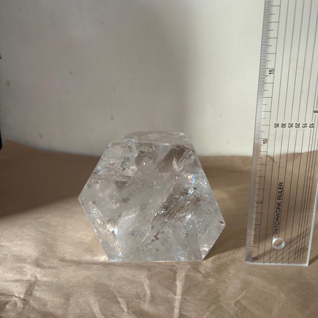 水晶　ポイント　高さ　21センチ　置物