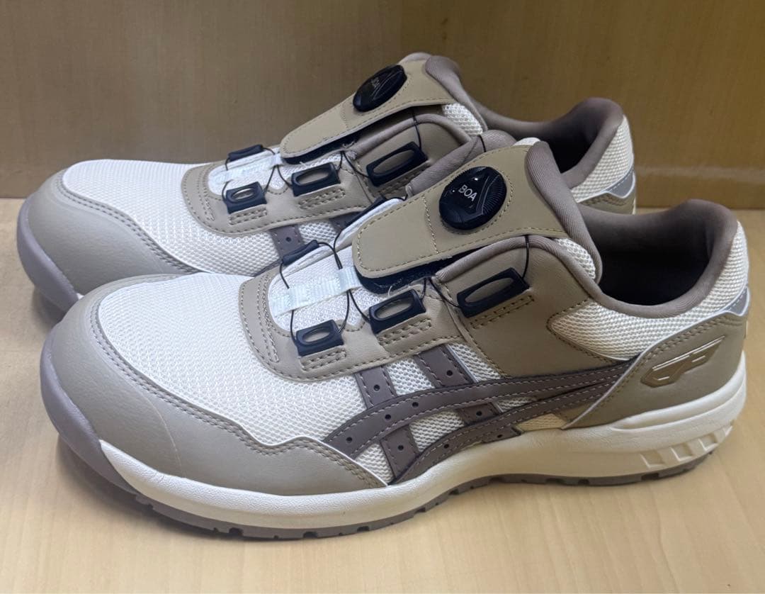 72 asics アシックス CP209 105 安全靴 クリーム×トープグレー - メルカリ