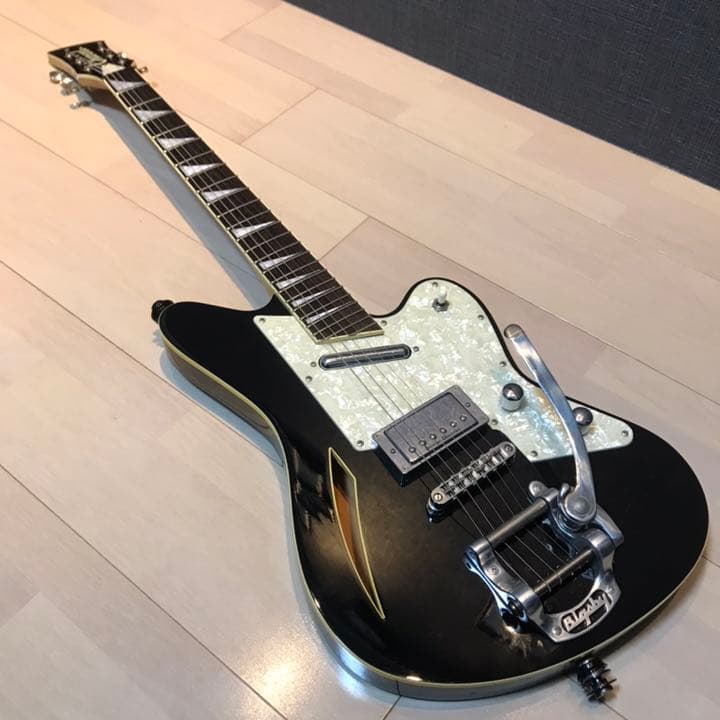 激レア】Charvel サーフキャスター エレキギター - メルカリ