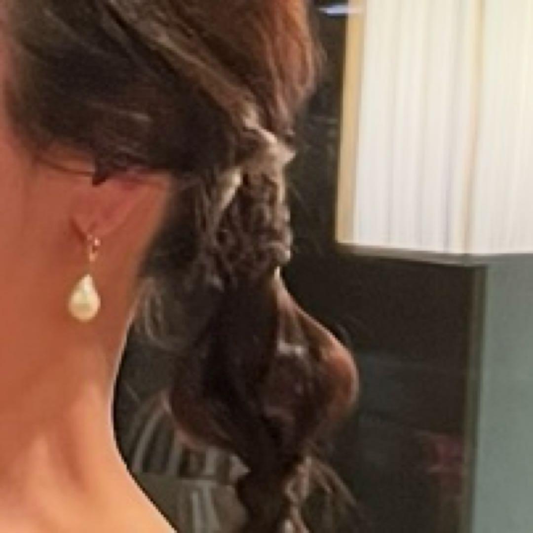 silica nuzzle天然大粒バロックパールのピアス