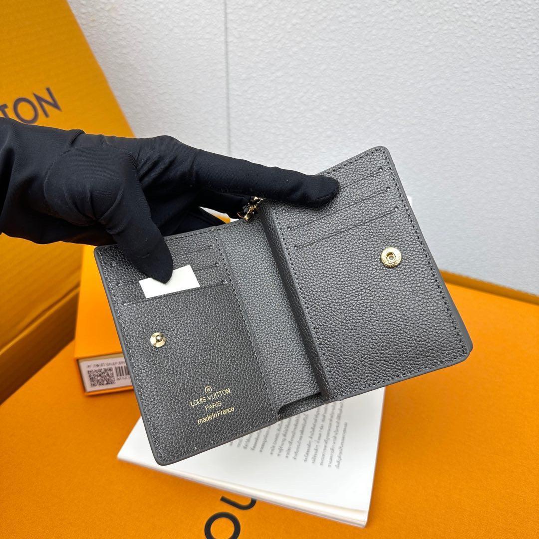 Louis Vuitton ブラック 二つ折り財布