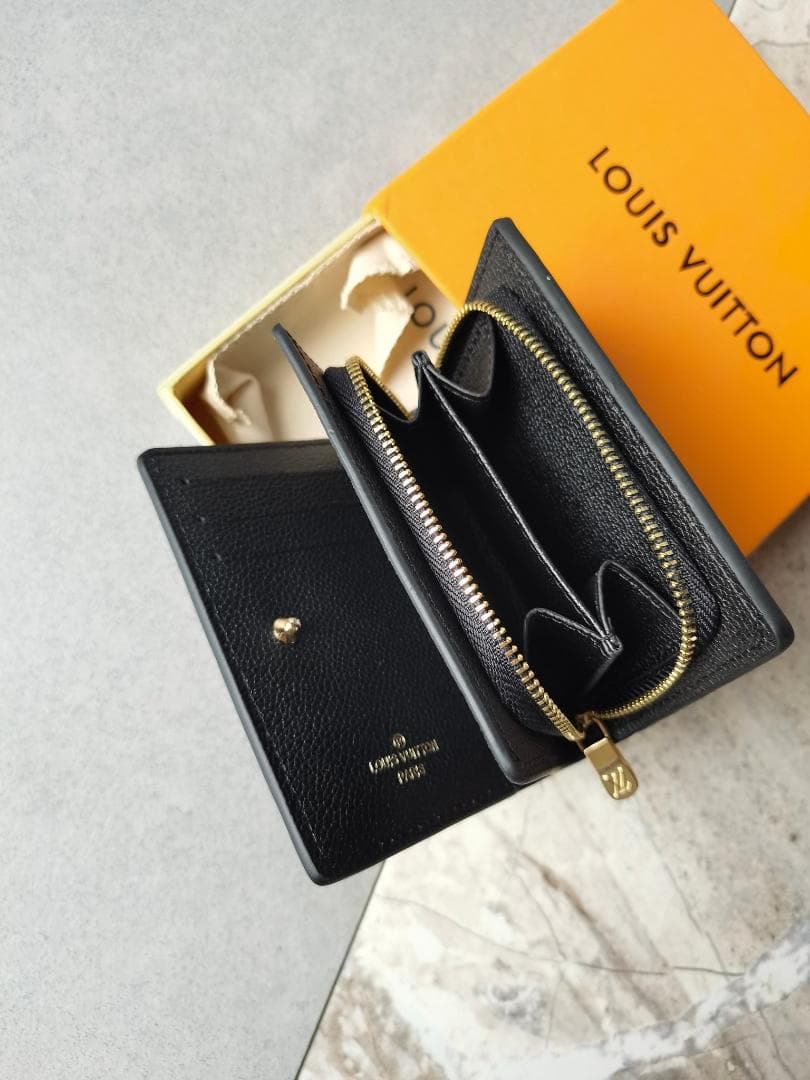 Louis Vuitton ブラック 二つ折り財布