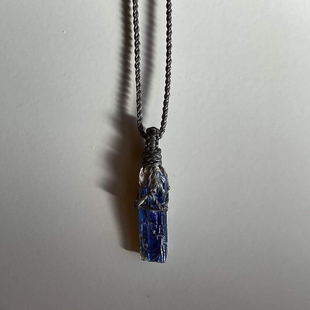 カイヤナイト ネパール産 ＊ ハンドメイド マクラメペンダント ネックレス ⑧