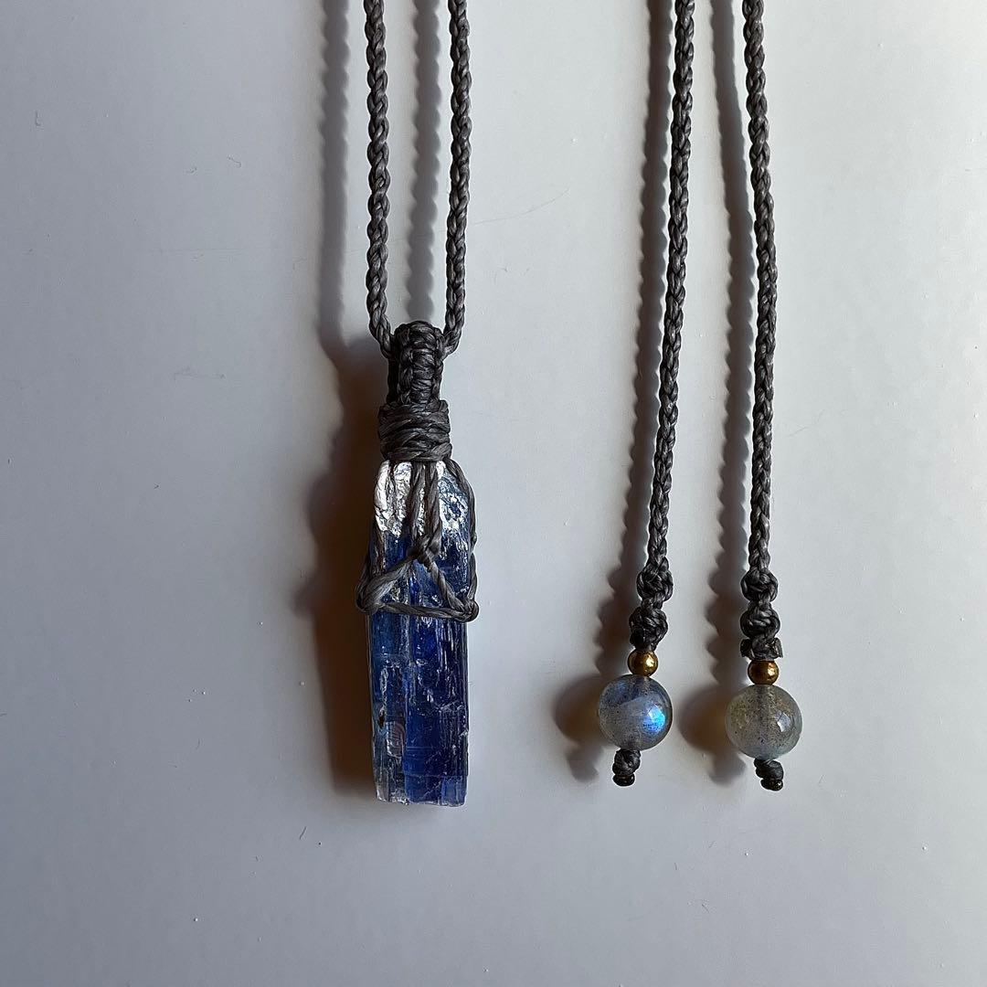 カイヤナイト ネパール産 ＊ ハンドメイド マクラメペンダント ネックレス ⑧