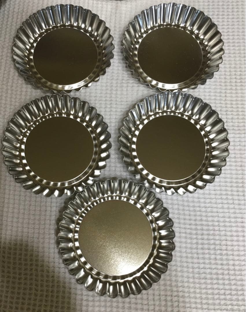 洋菓子型「タルト型＋スポンジ型＋パイ皿」纏めて　17枚＋粉ふるい　＋オマケ付