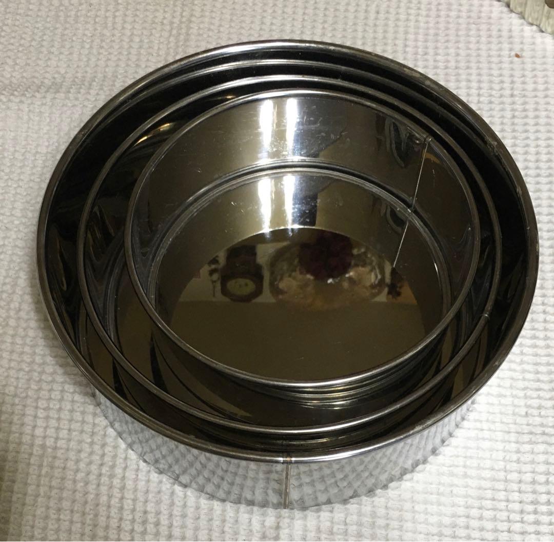 洋菓子型「タルト型＋スポンジ型＋パイ皿」纏めて　17枚＋粉ふるい　＋オマケ付