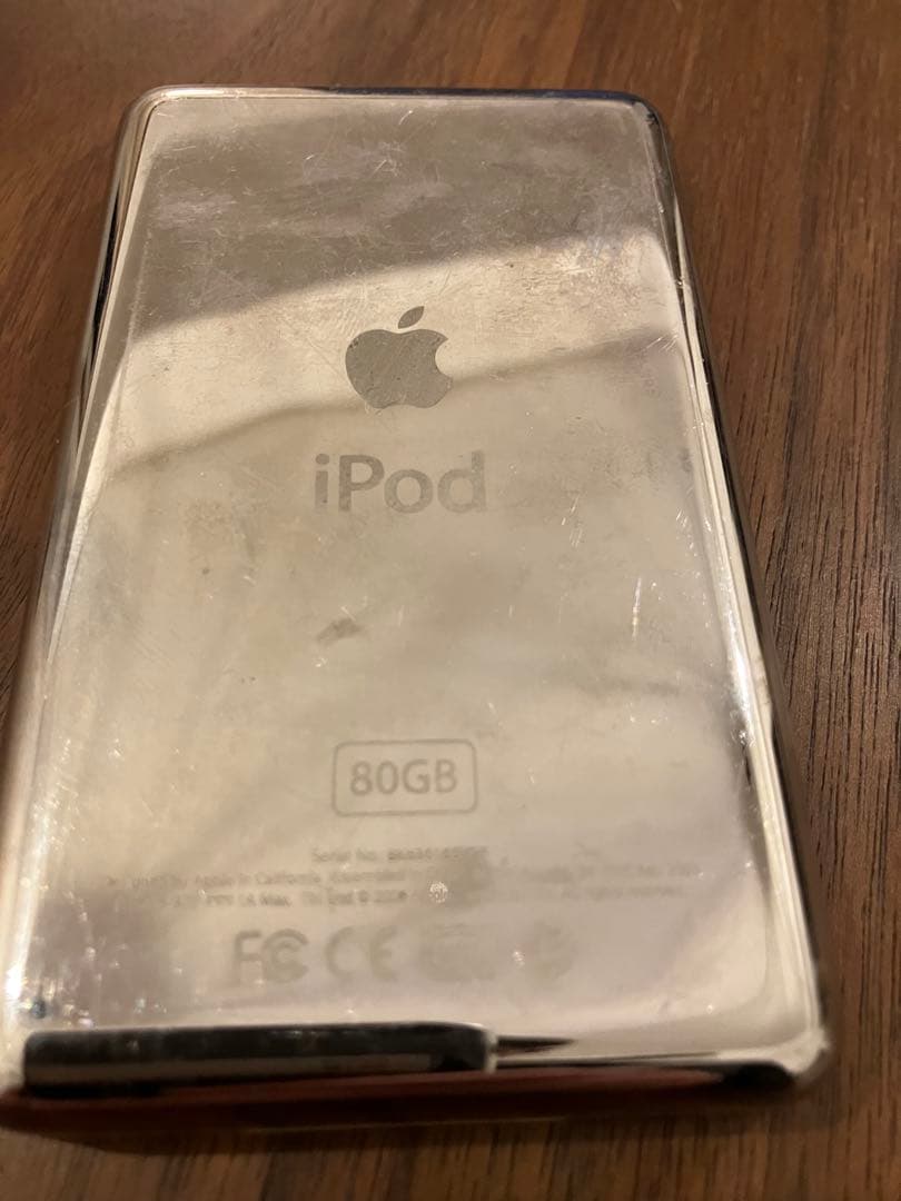 【ジャンク】Apple iPod Classicブラック80G 充電ケーブル付き