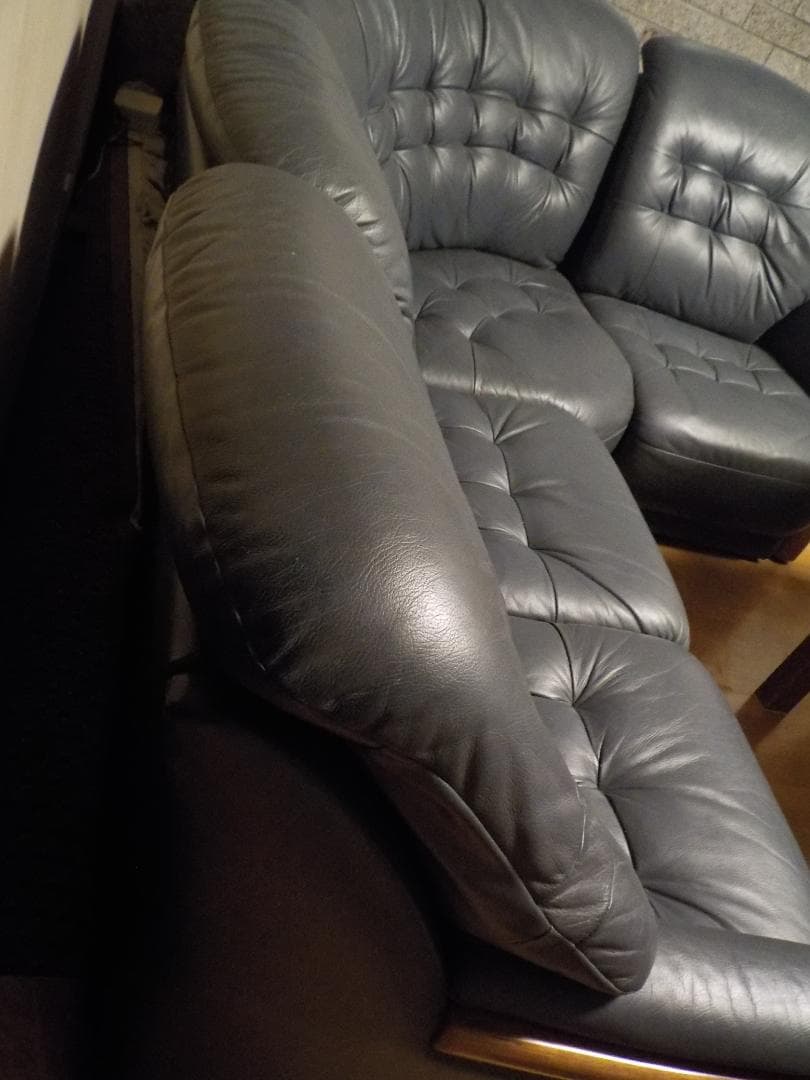 レザー　コーナーソファセット　五人掛け①