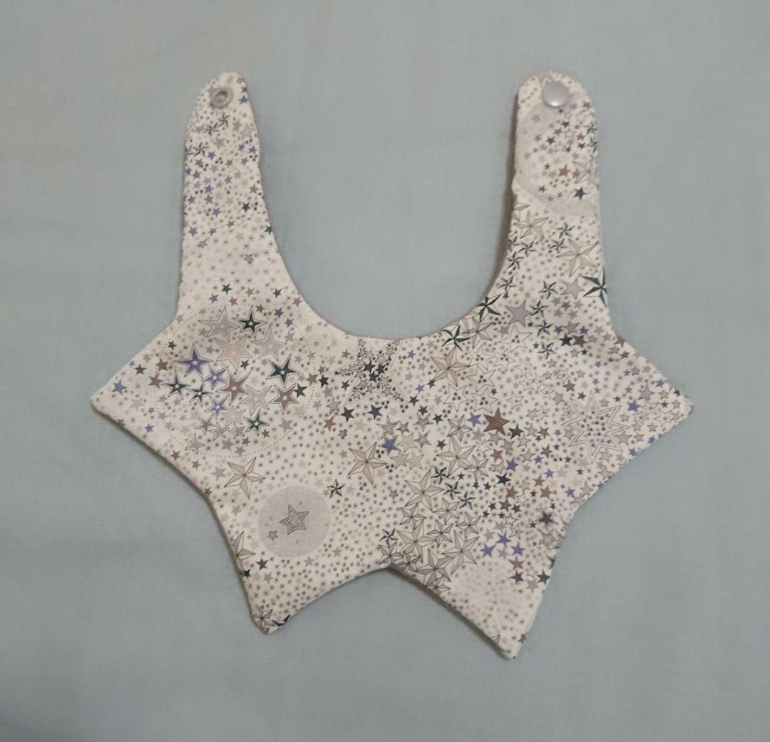 アデラジャ グレー ハンドメイド 星型スタイ