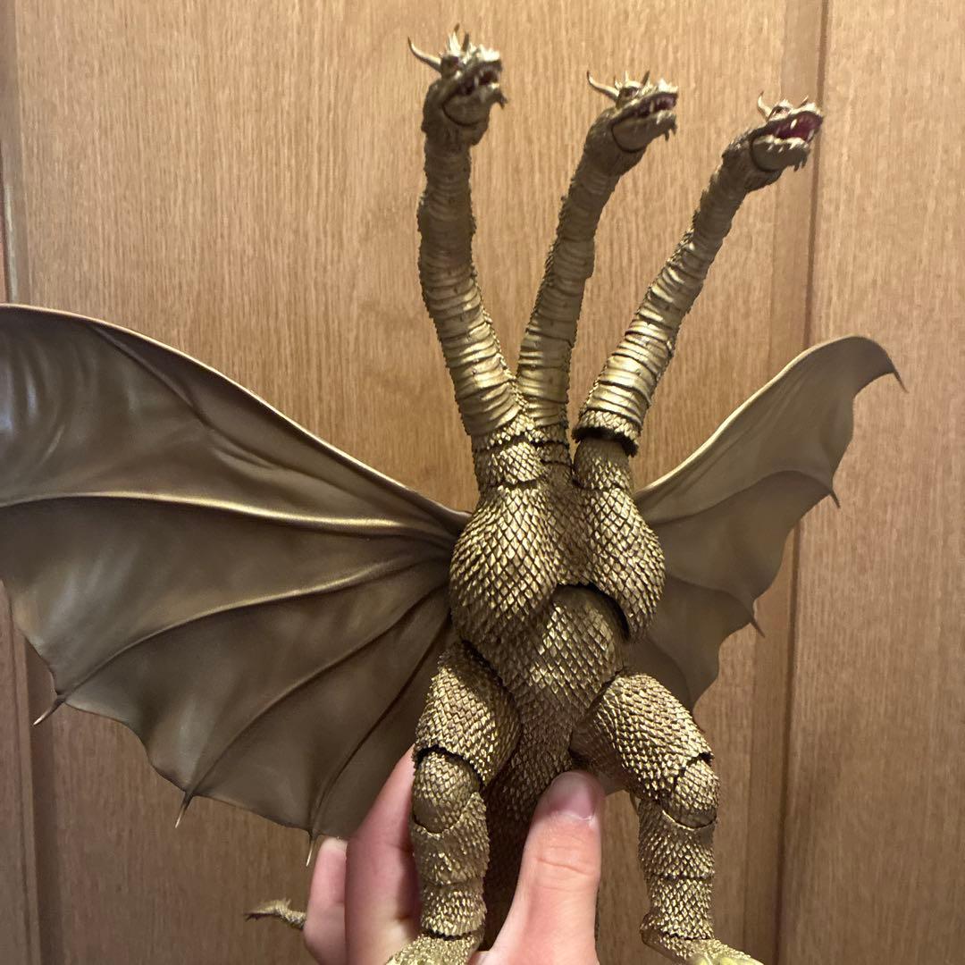 S.H.MonsterArts キングギドラ