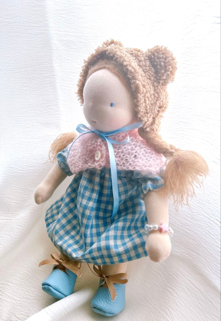 ウォルドルフ人形　水色の女の子