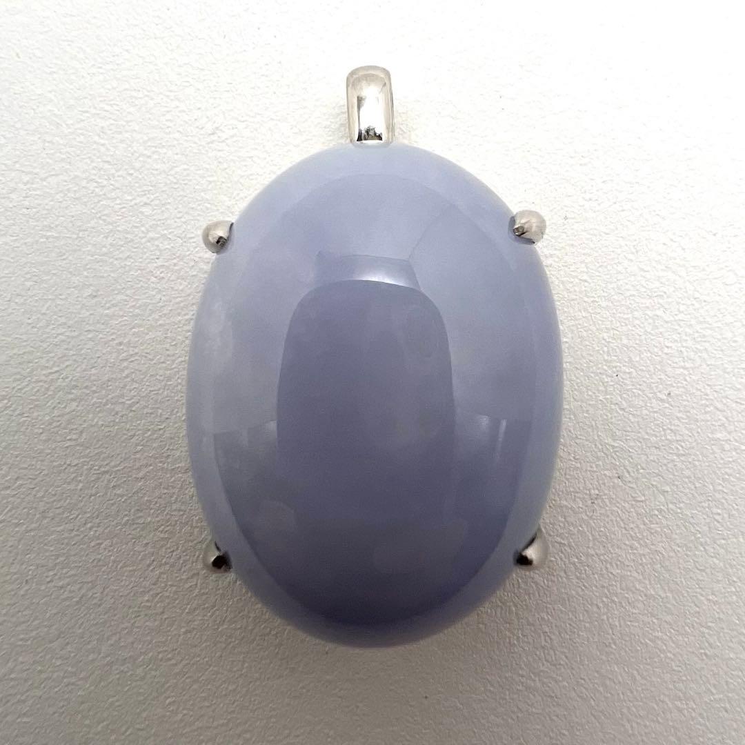 プラチナpt900 ペンダント　ヒスイ　翡翠　ジェーダイト77.748ct