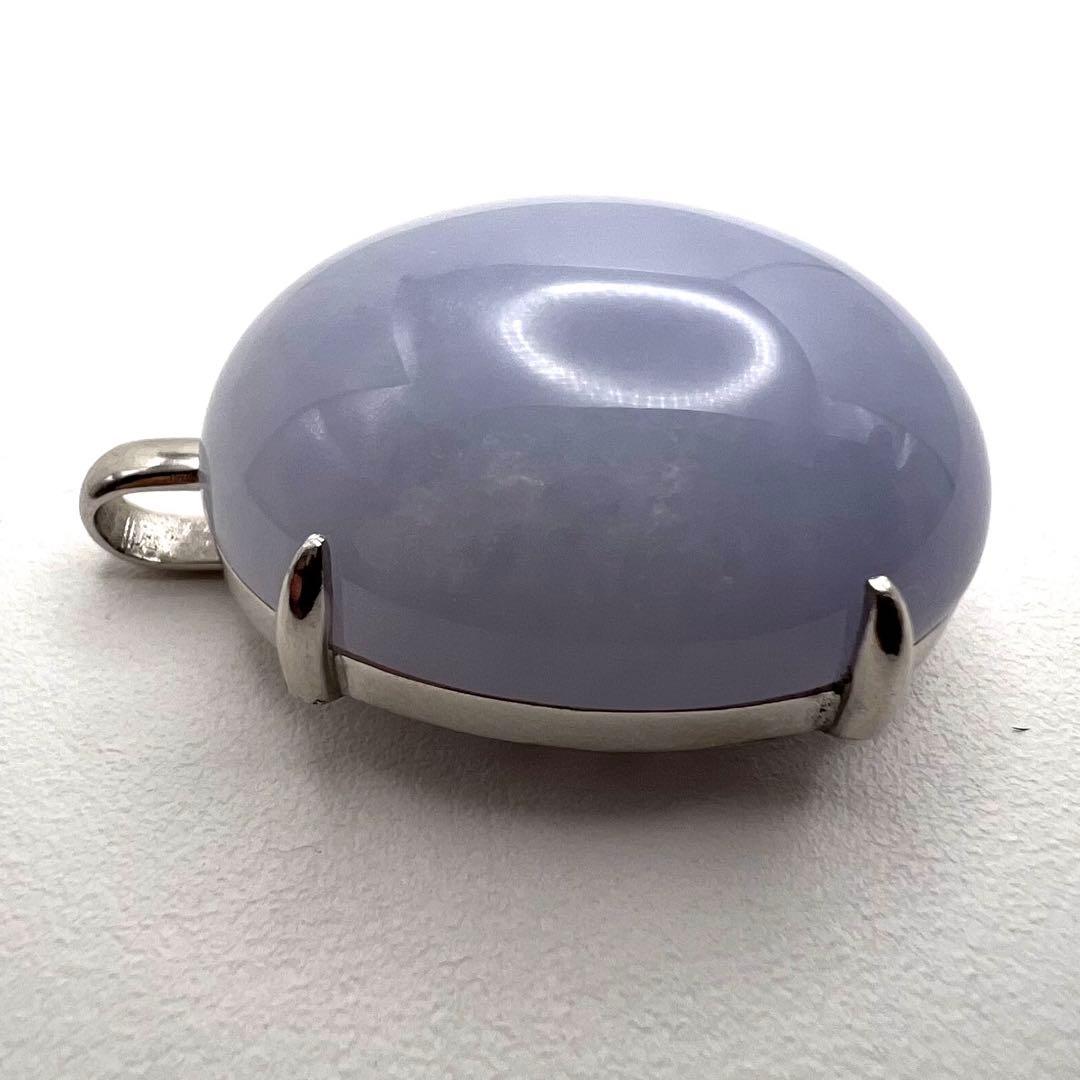 プラチナpt900 ペンダント　ヒスイ　翡翠　ジェーダイト77.748ct