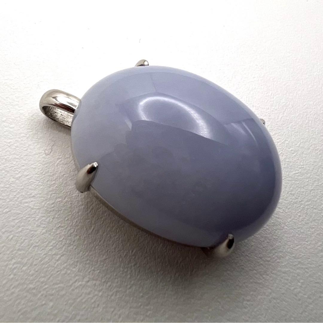 プラチナpt900 ペンダント　ヒスイ　翡翠　ジェーダイト77.748ct