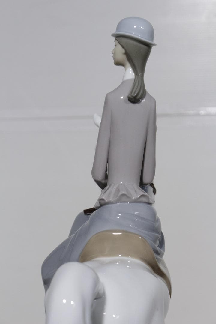 な*ん様 LLADROリヤドロ★白い馬の少女★20万★