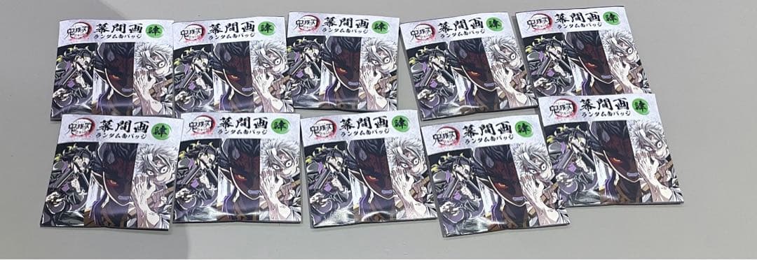 銀魂J-WORLD パクヤサ缶バッジ山崎春のモブ祭り レア 希少