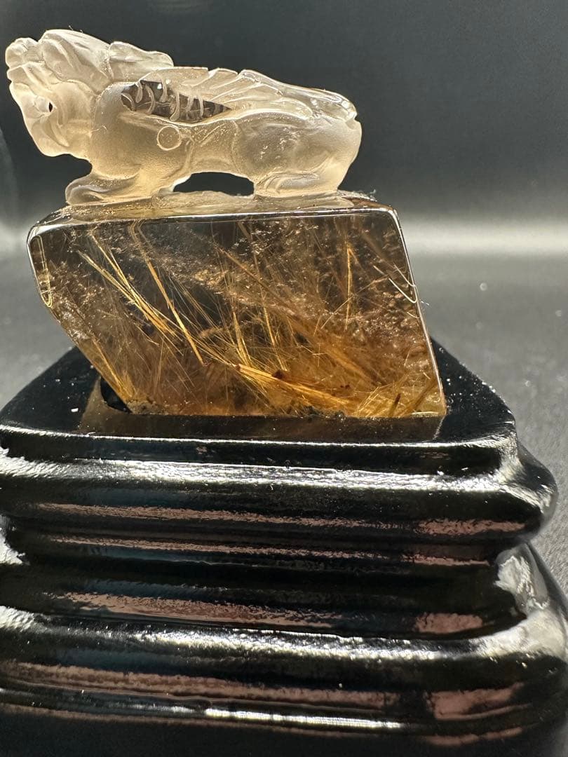 ルチルの置物（貔貅）