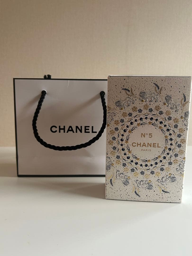 シャネル №5 ギフト　ホリデーコレクション　100ml