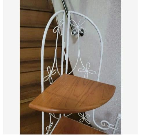 ホワイト 3段 シェルフ アンティーク風アイアン細工　コーナーラック