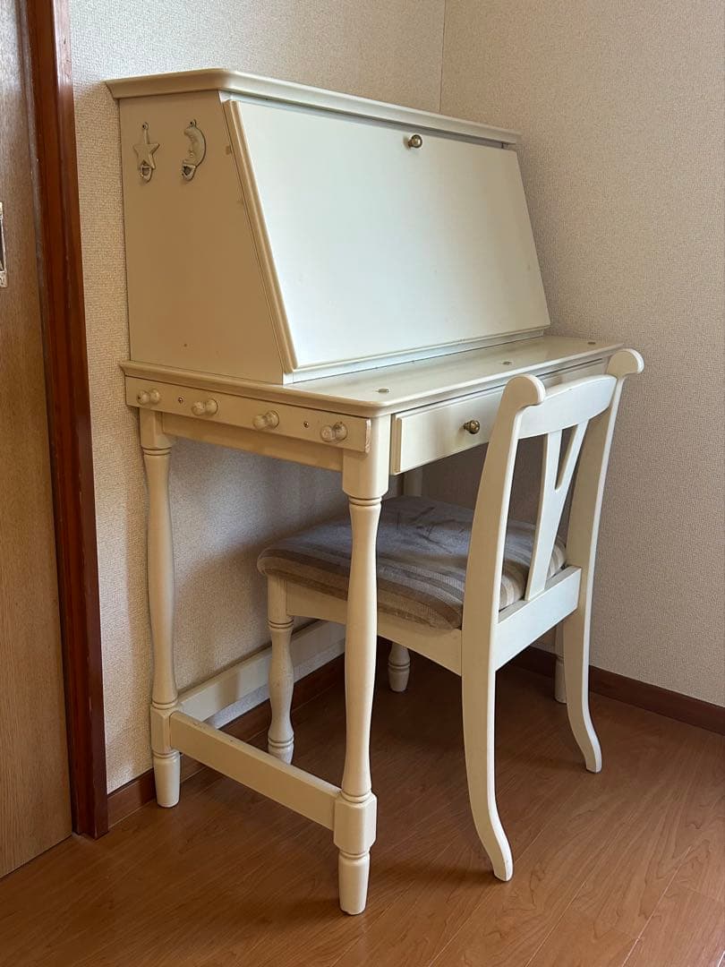 アイボリー　ヴィンテージ　ライティングデスク