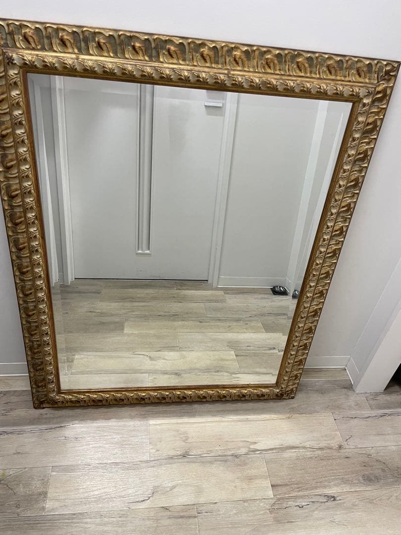 ヴィンテージ鏡　木彫・金色額縁