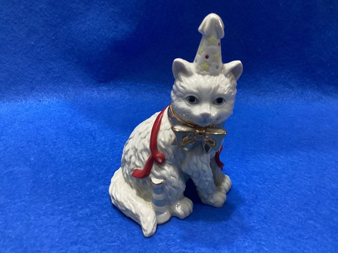レノックス　フィギュア　フィギュリン　クリスマス　白猫の陶器置物 2点セット