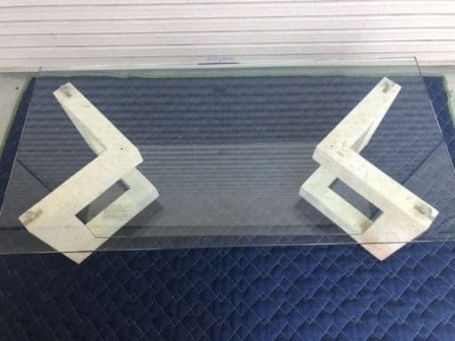 【引取り限定】ガラステーブル　アルテジャパン