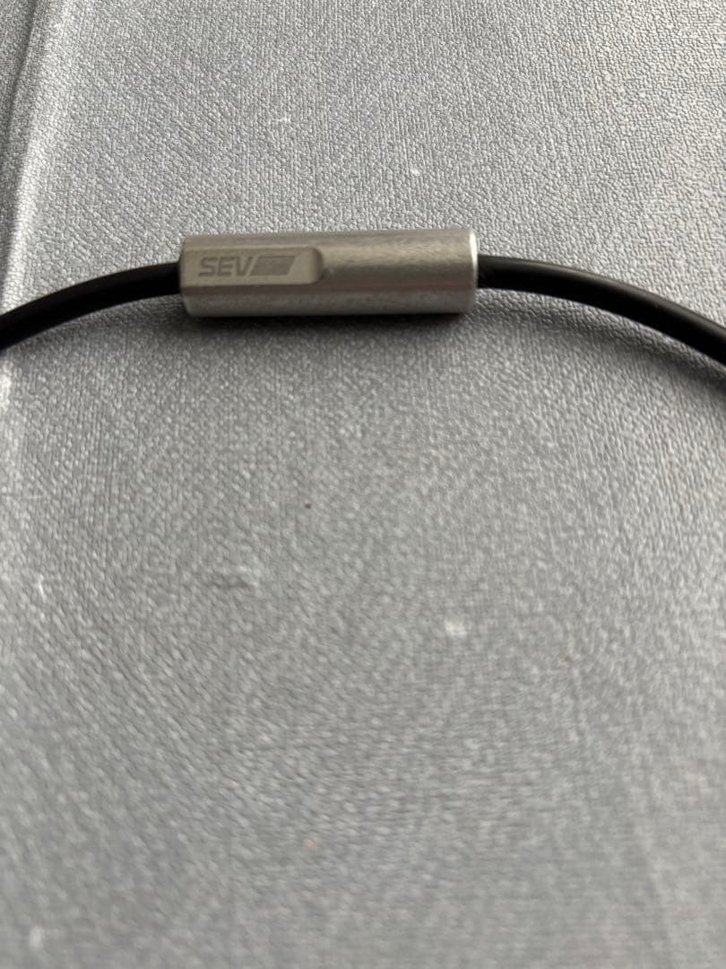 SEV Looper ネックレス