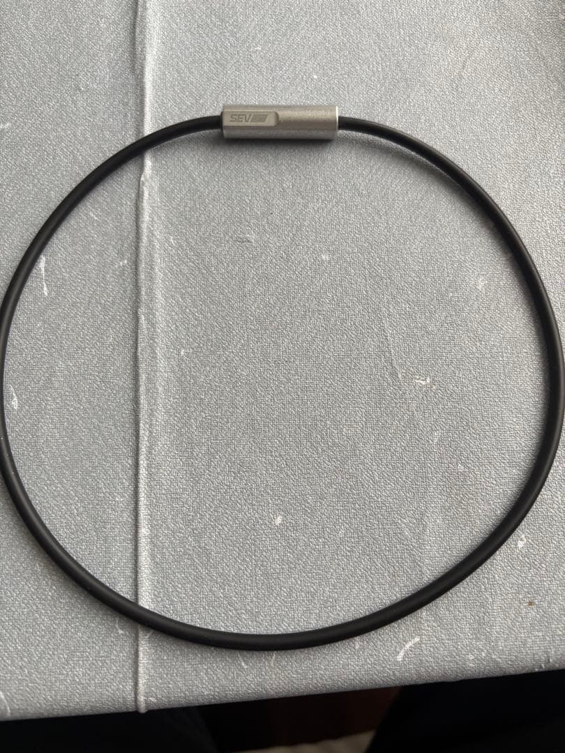 SEV Looper ネックレス