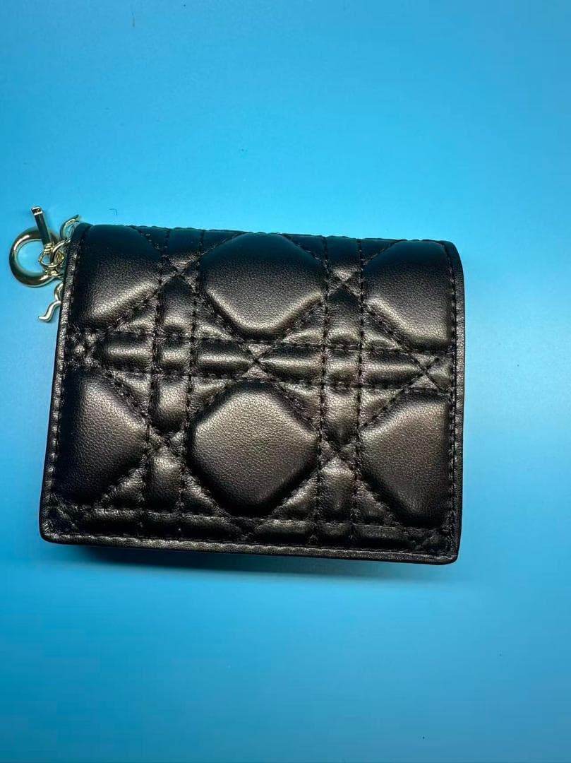 Dior ブラックレザー二つ折り財布