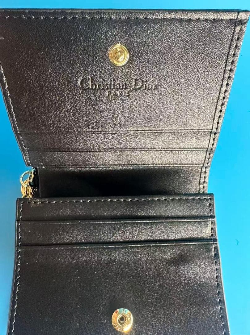 Dior ブラックレザー二つ折り財布