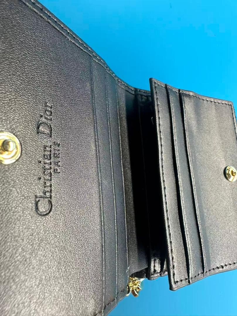 Dior ブラックレザー二つ折り財布