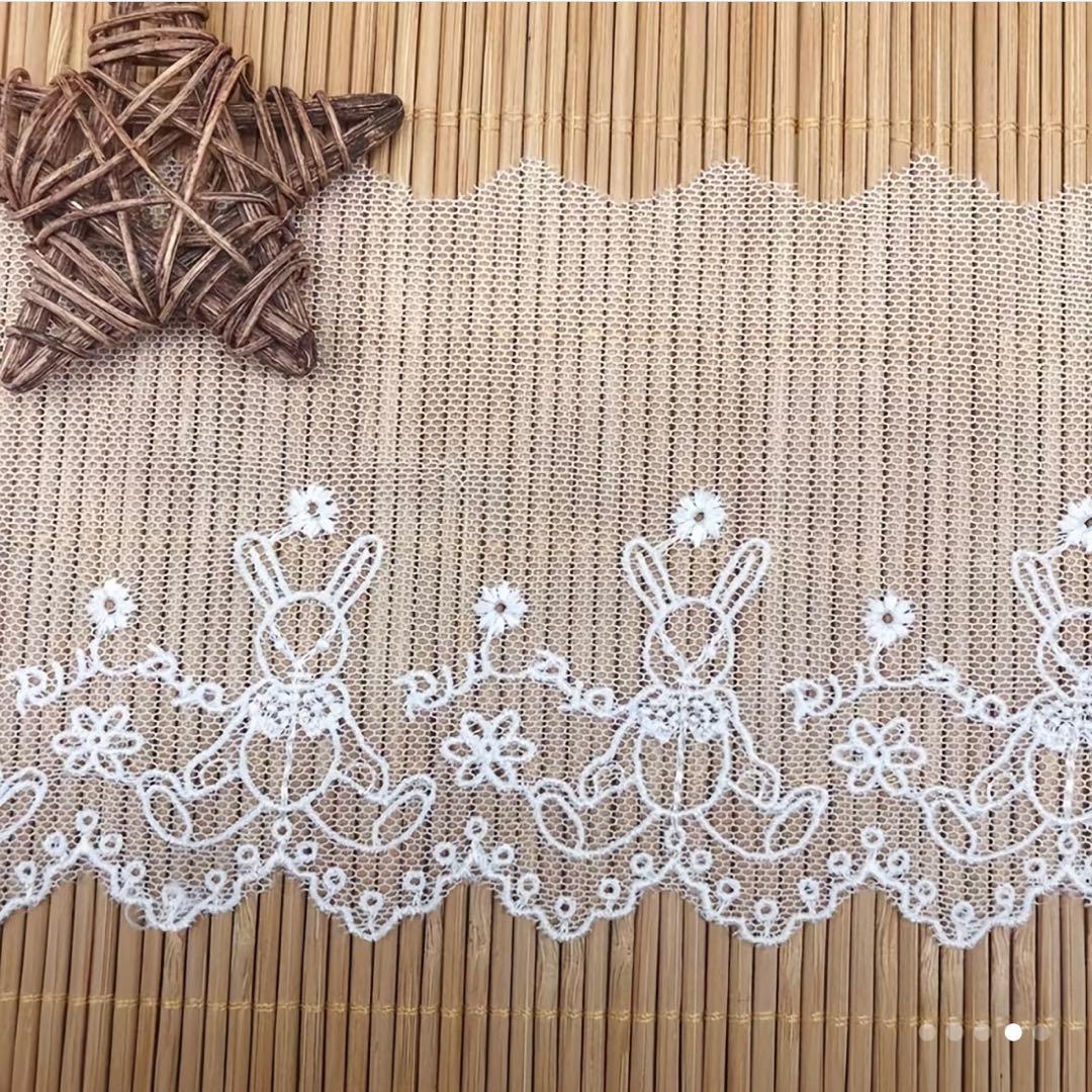 うさぎ柄レース