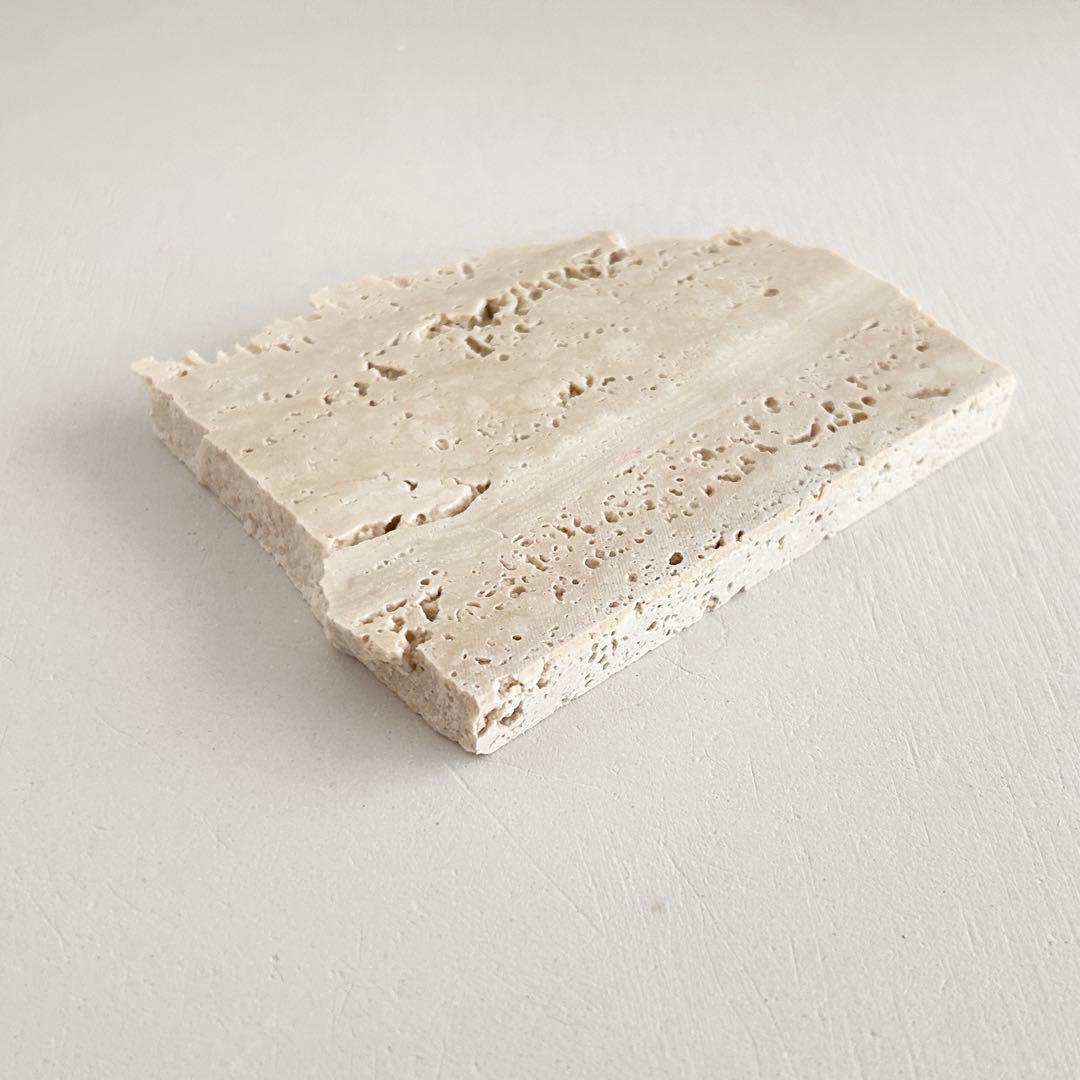 542ロマノトラバーチン（大理石端材プレート） - メルカリ