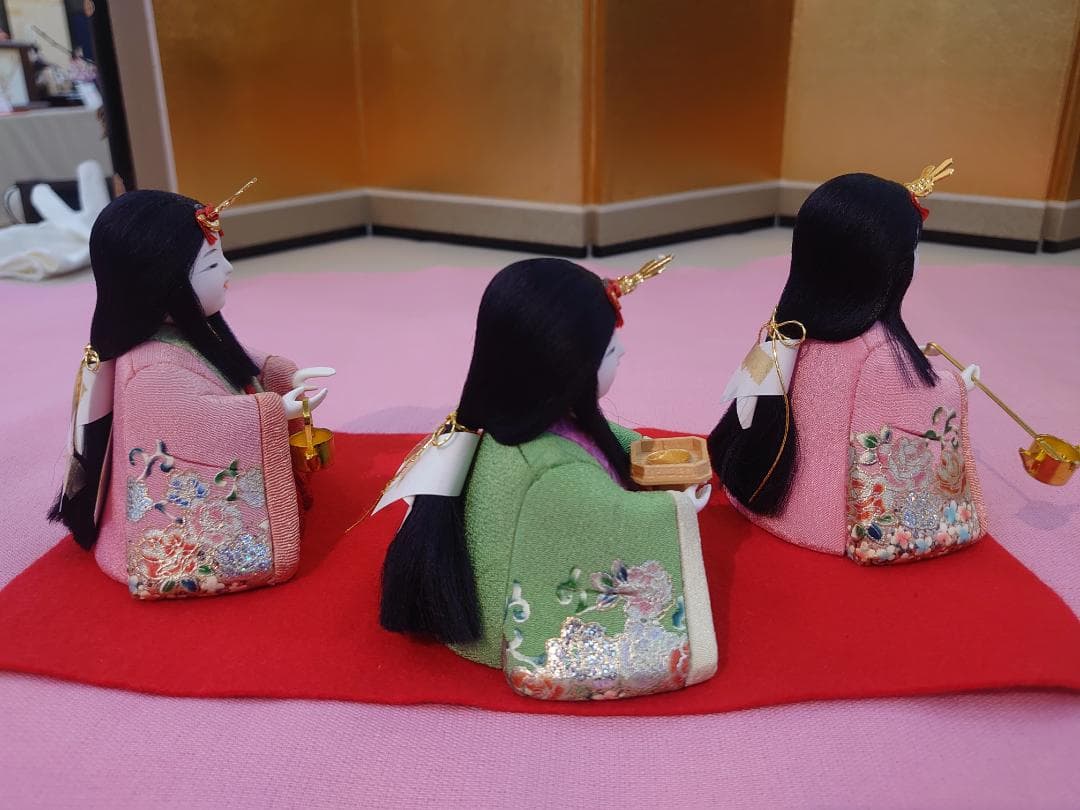 ●木目込み人形　●三人官女　●新品