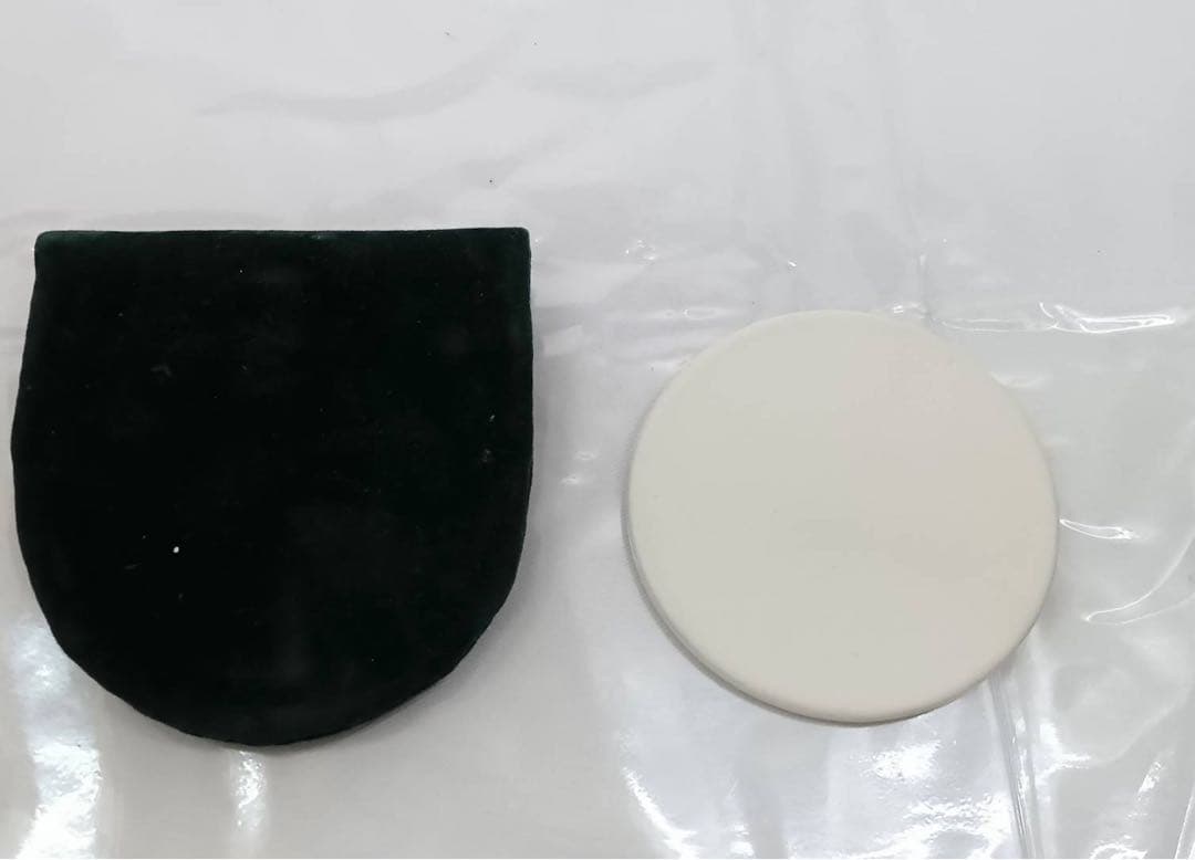 足立育朗 フロープレート 有田焼 直径 約7cm 形態 色 グリーン - メルカリ