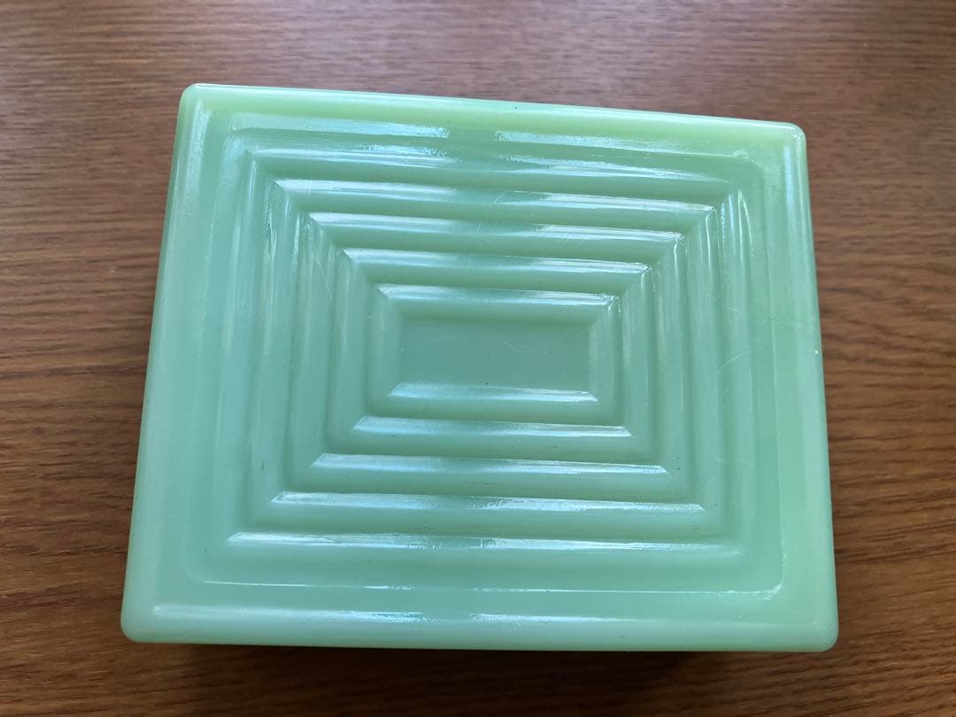 ファイヤーキング ジェダイ ジュエルボックス バラ彫刻のフタ付き