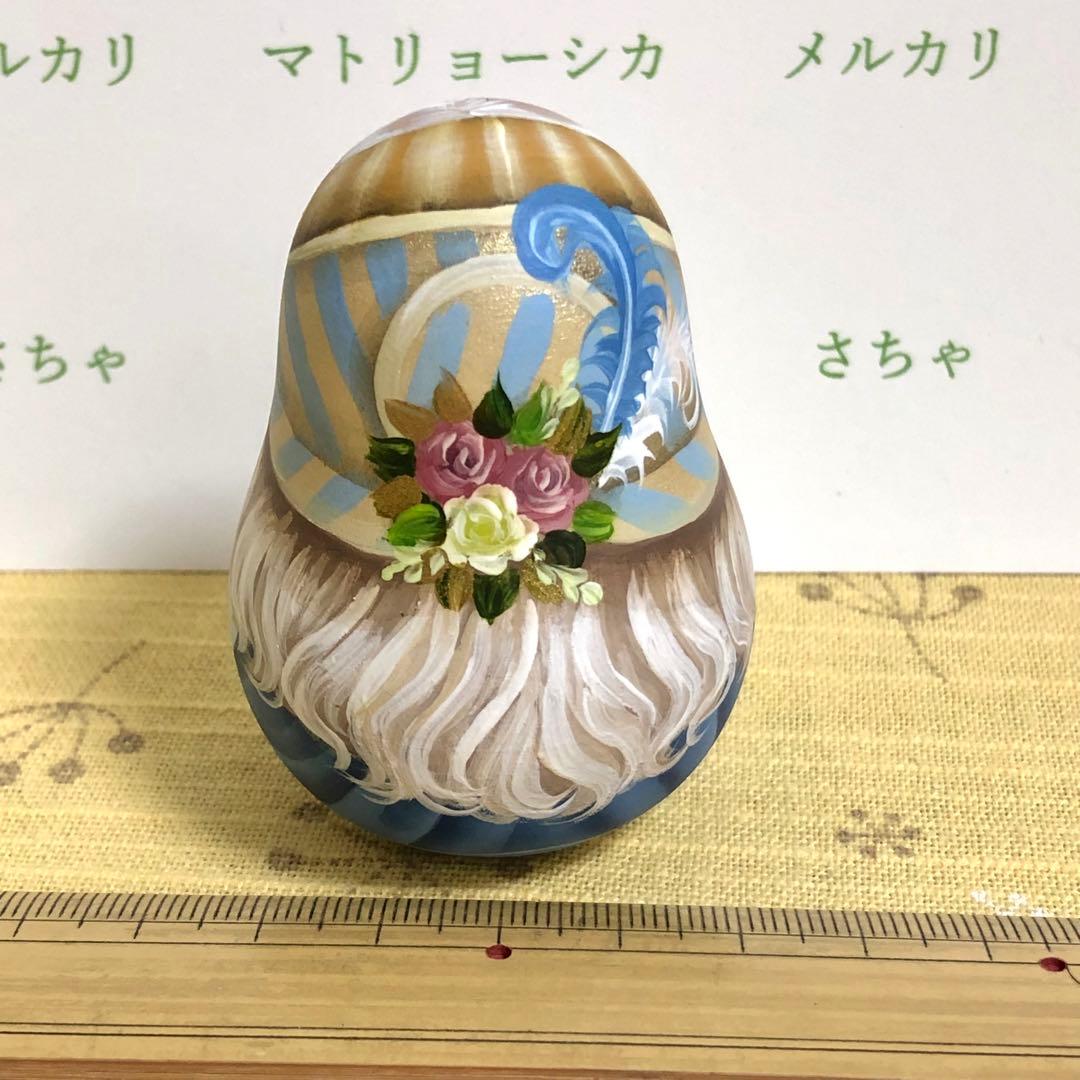 ロシア　マトリョーシカ　おきあがりこぼし　スヴェトラーナ・ニコラエヴァ