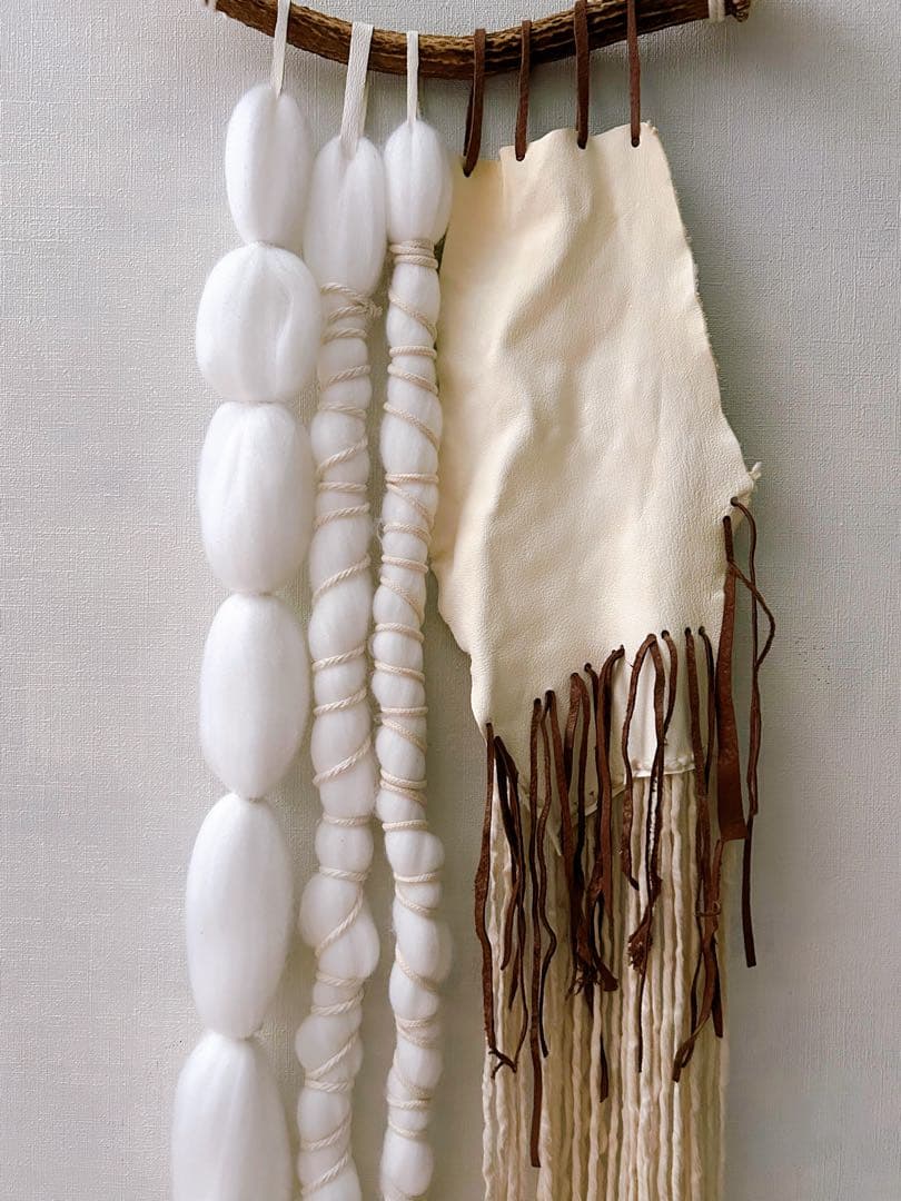 SDGs 鹿の角と革のマクラメタペストリー