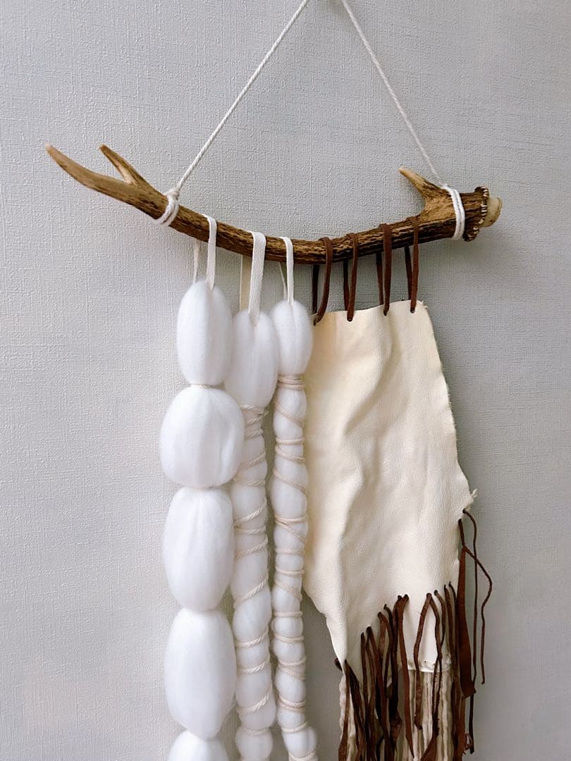 SDGs 鹿の角と革のマクラメタペストリー