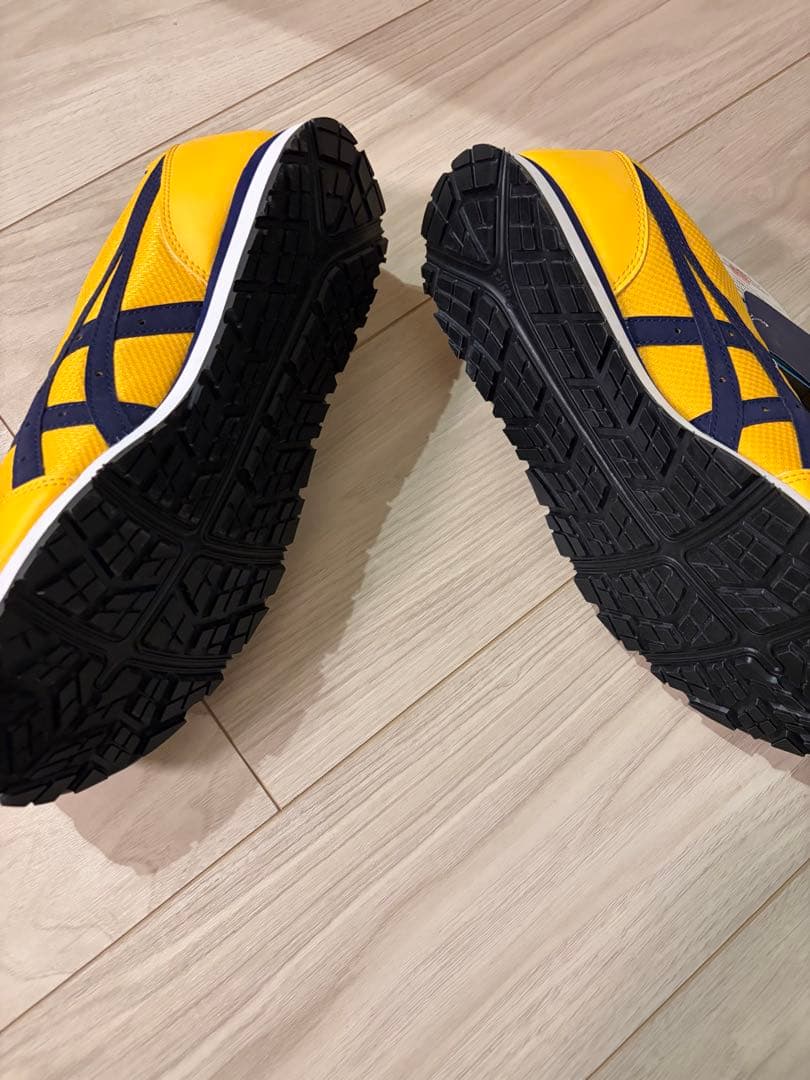 ASICS イエロー ネイビー スニーカー