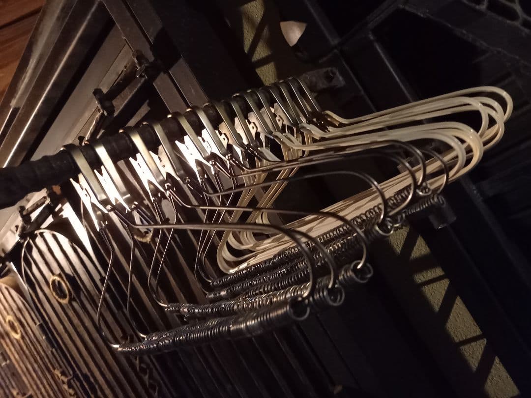 レア　ヴィンテージ　インダストリアル　ワイヤー　クリップ　ハンガー　７本　セット