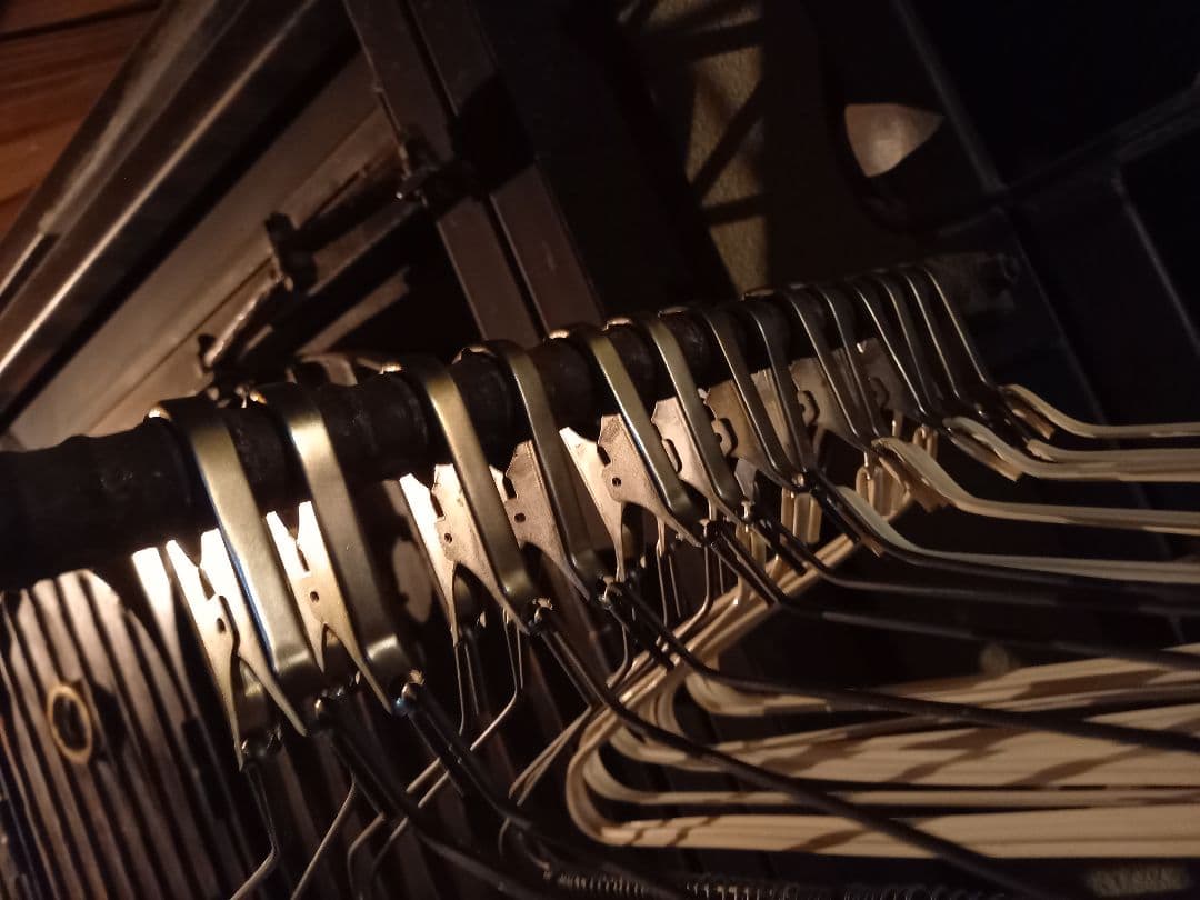 レア　ヴィンテージ　インダストリアル　ワイヤー　クリップ　ハンガー　７本　セット