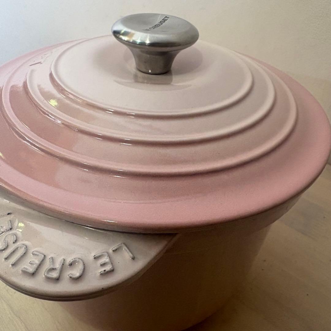 LE CREUSET ピンク 両手鍋 約20cm