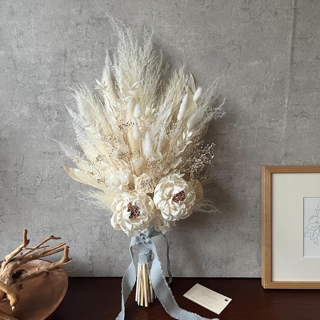 長さ約60cm・ホワイト＆少しゴールドのロングswag LLふっくらタイプ