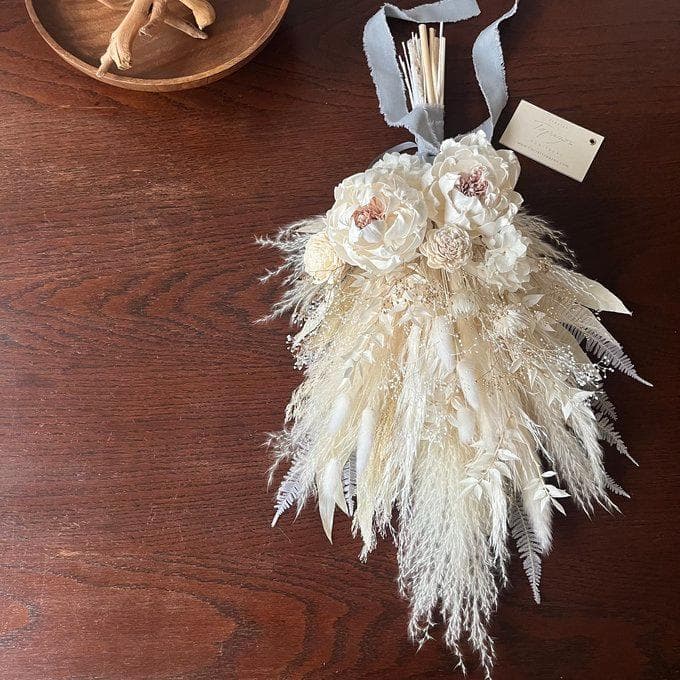 長さ約60cm・ホワイト＆少しゴールドのロングswag LLふっくらタイプ