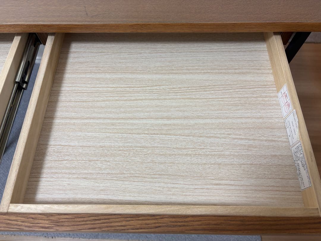 ISSEIKI FERRO デスク　ナチュラルブラウン×ブラック