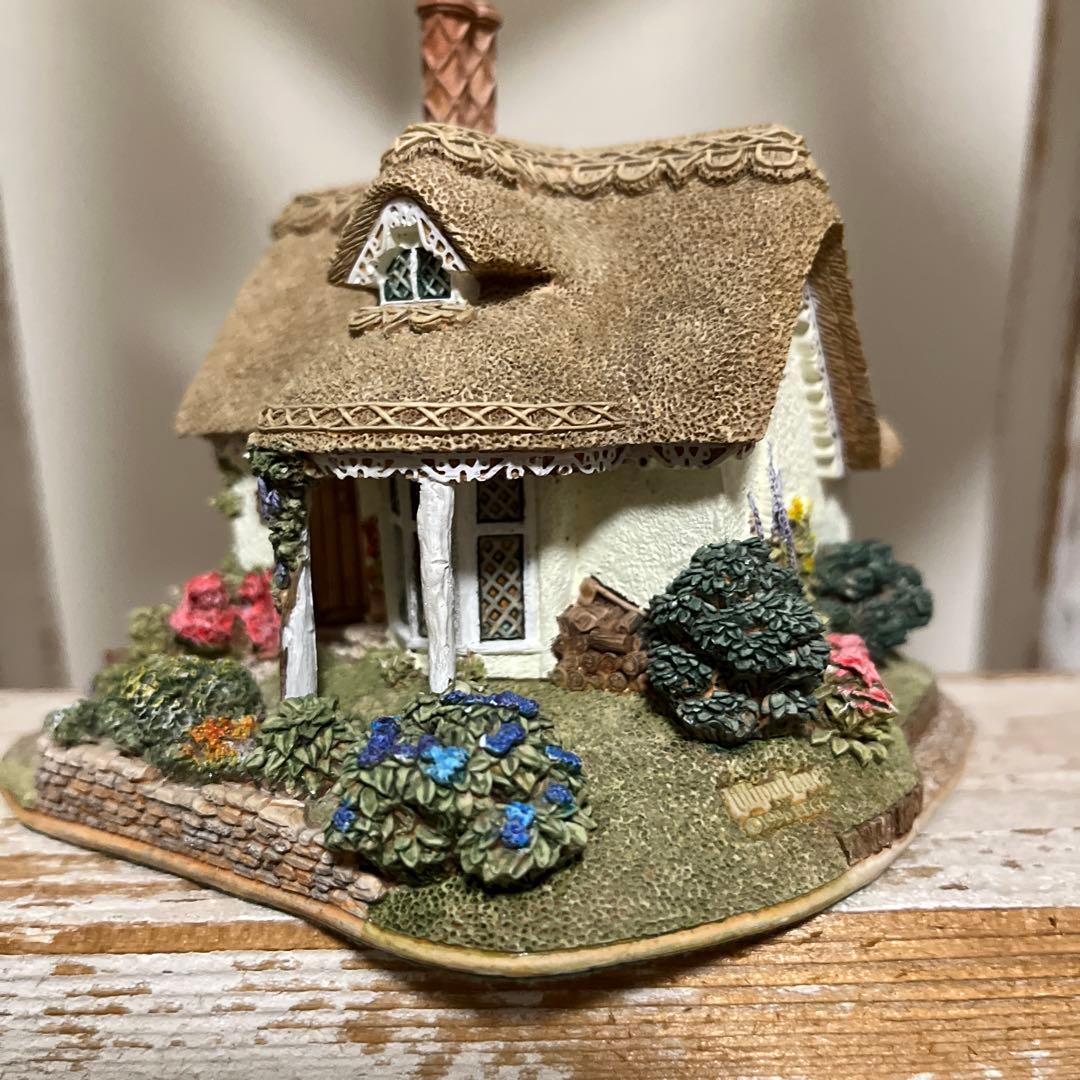 リリパットレーン　CRADLE COTTAGE