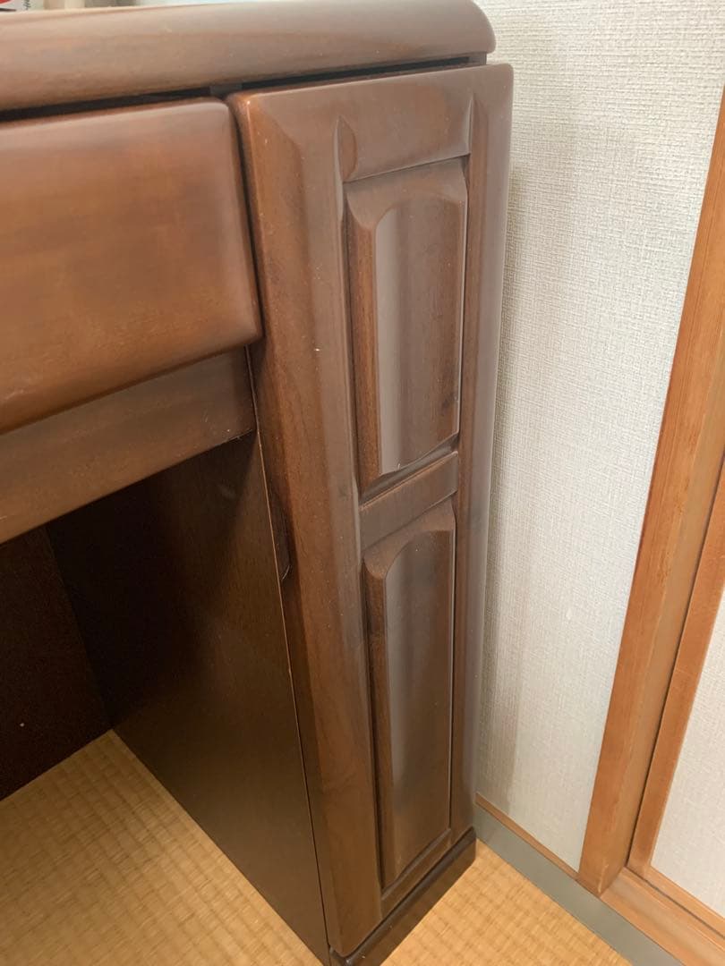 三面鏡ドレッサー