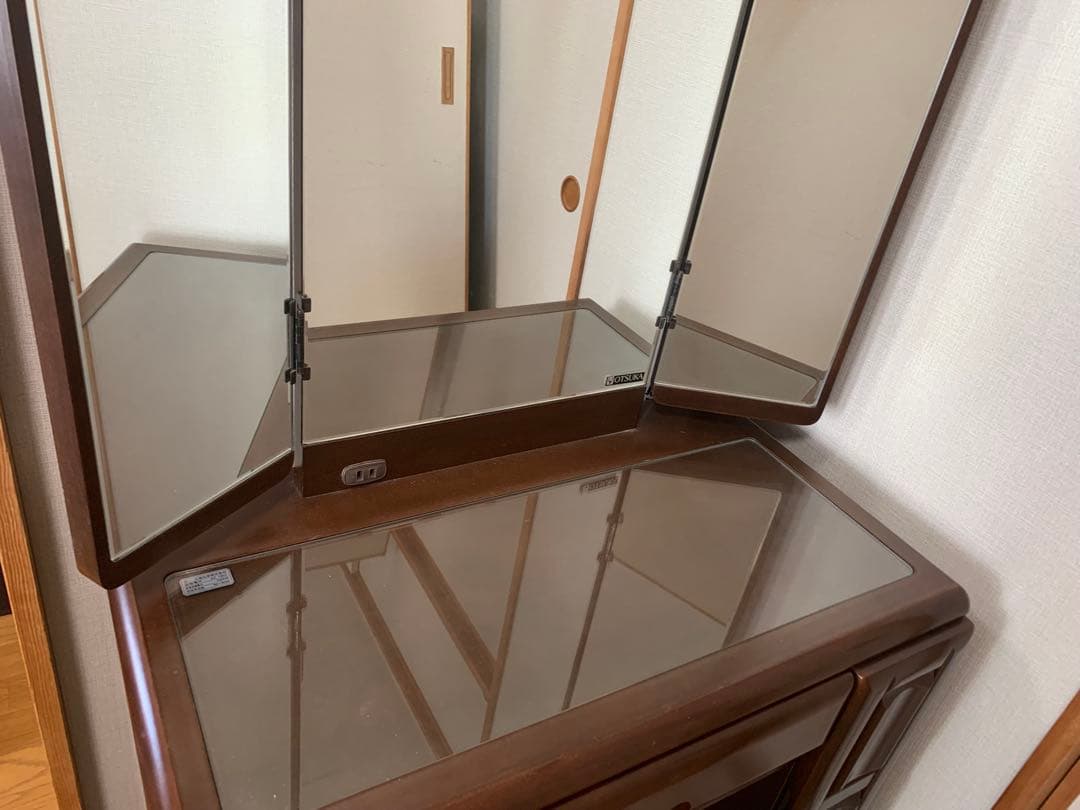 三面鏡ドレッサー